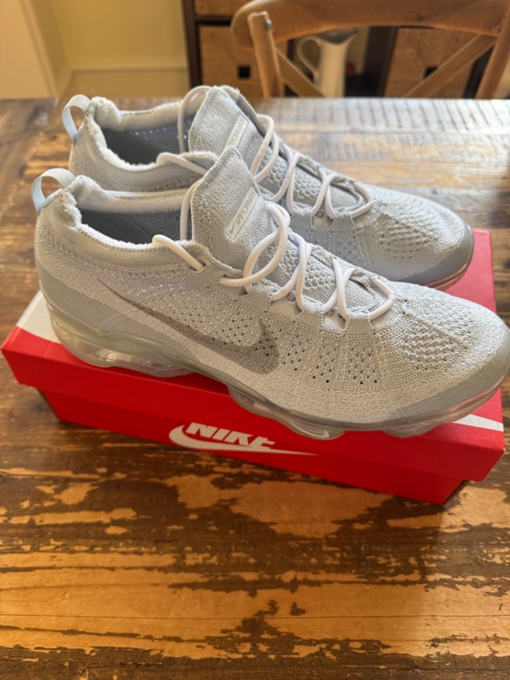 Nike Men’s Air VaporMax Flyknit — Pure Platinum/White Mens Size 11